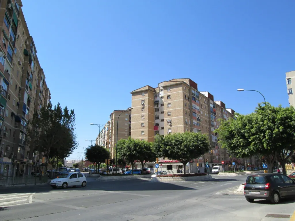 La Luz/Carretera de Cádiz